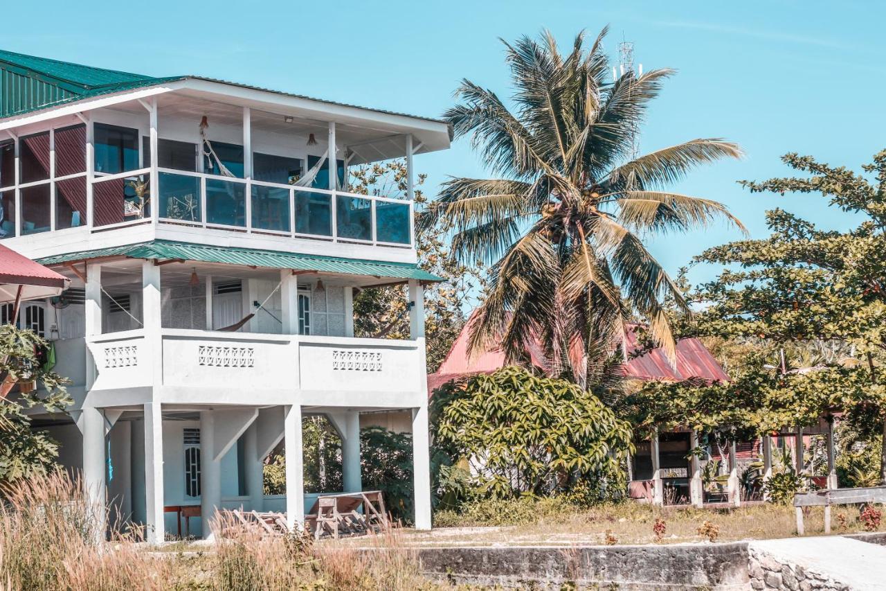 Nias Surf Stay Lagudri Екстериор снимка